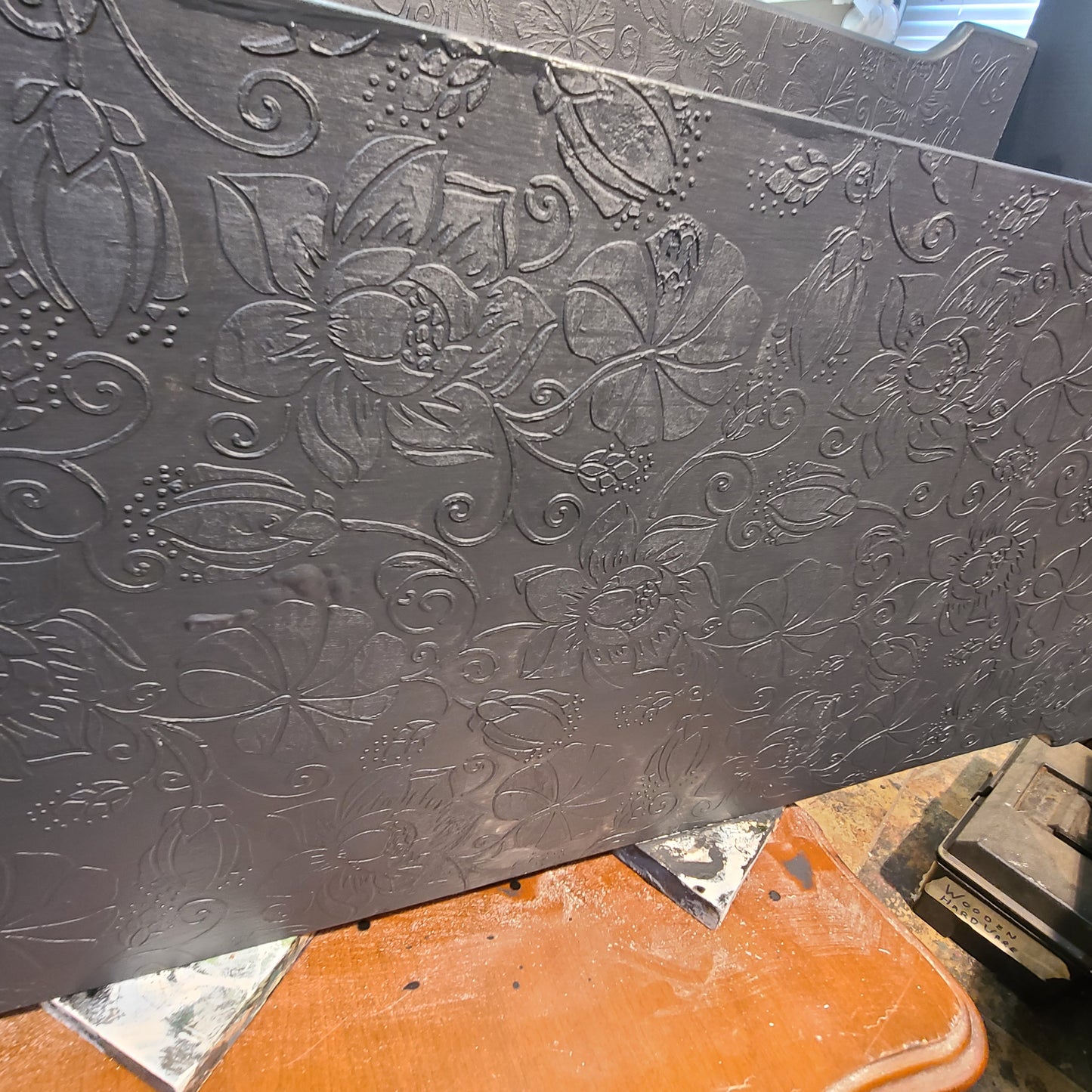 raised stencil with water lily stencil