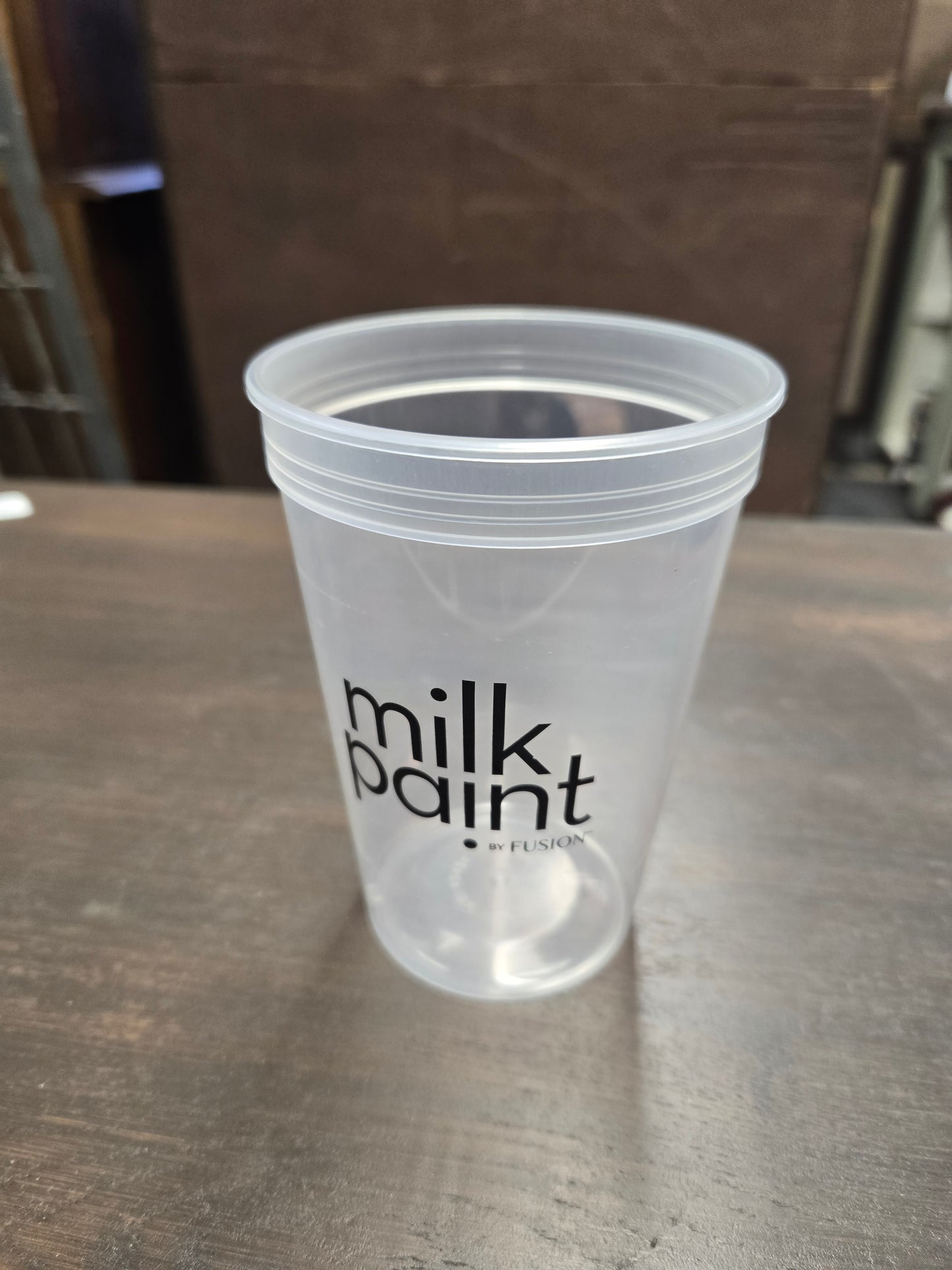 Milk Paint by Fusion Mixing Cup