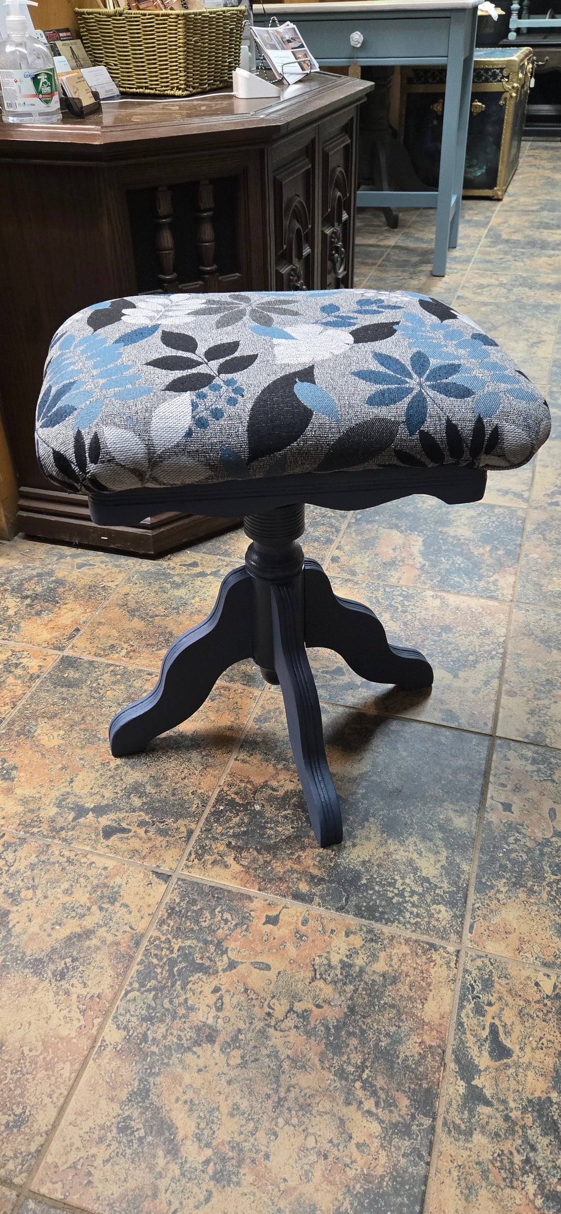 Timeless Charm: Upcycling a 200‑Year‑Old Piano Stool