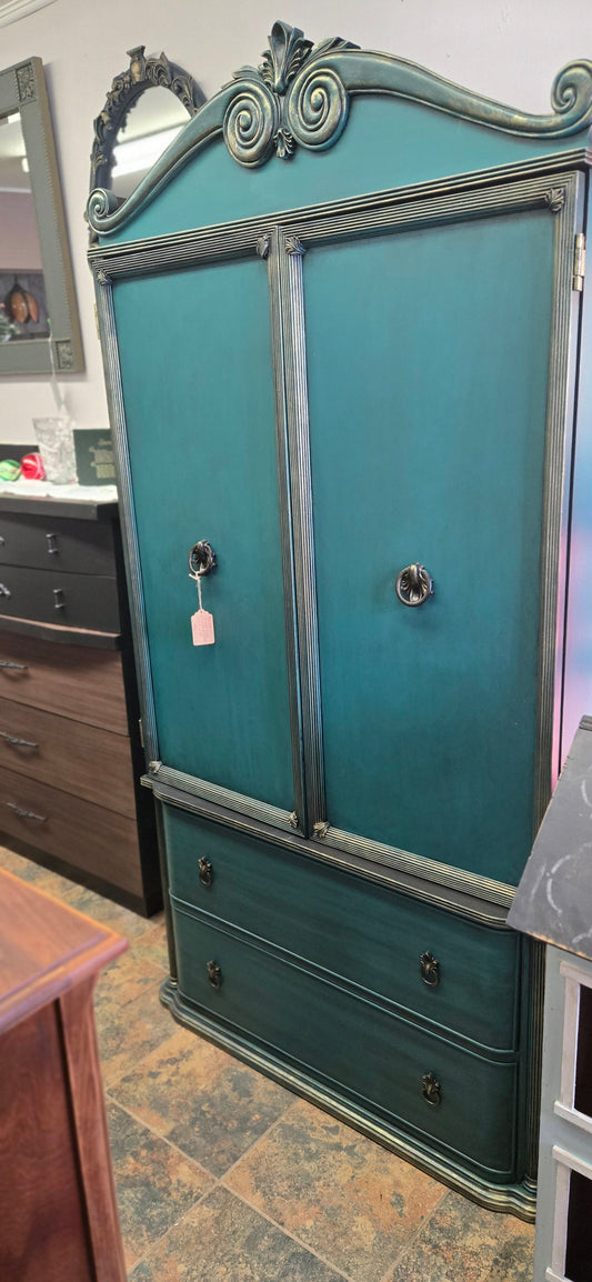 How to Paint Laminate Furniture That Lasts - Regained Relics