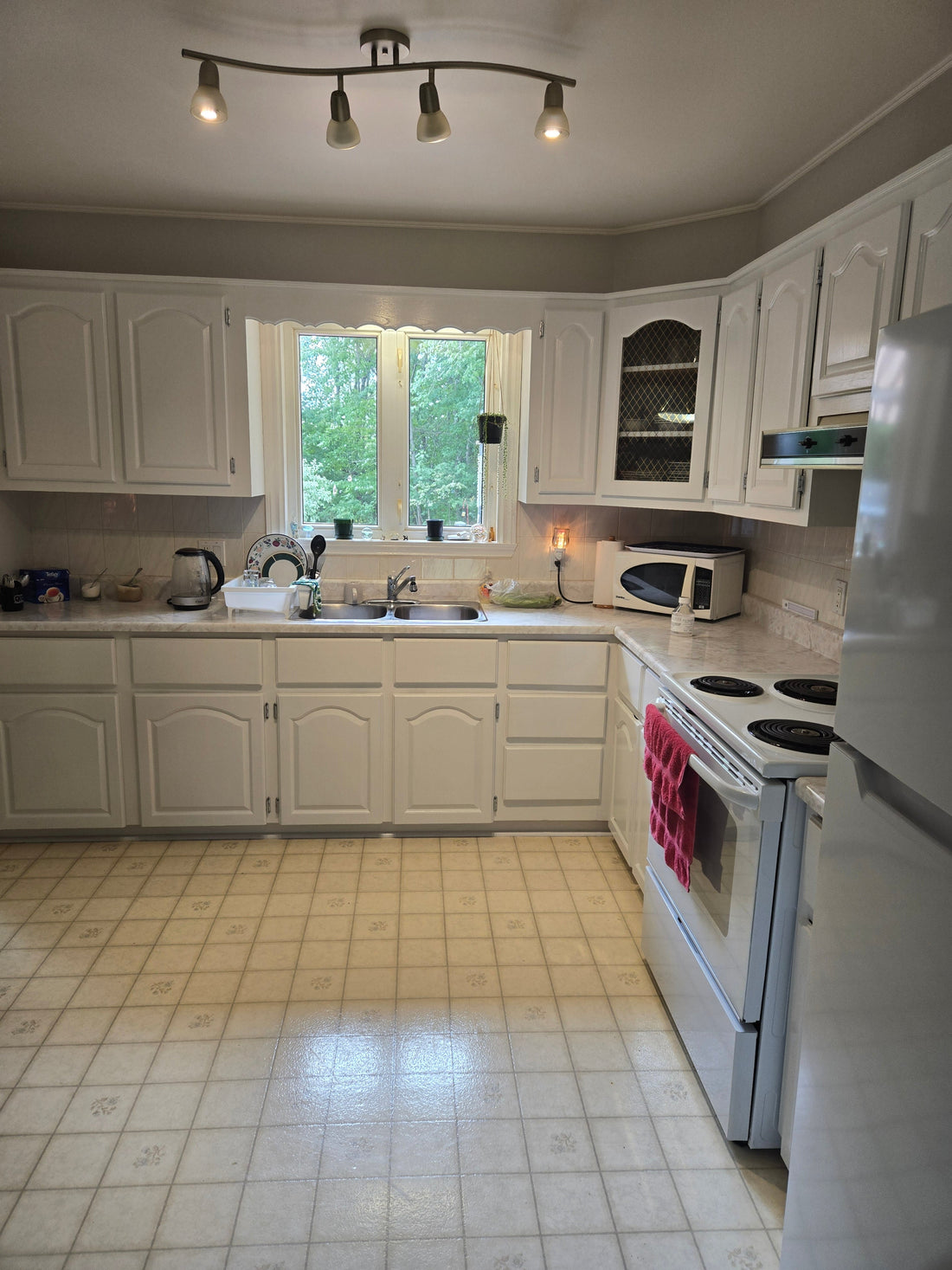 How to Paint Oak Cupboards That Last - Regained Relics