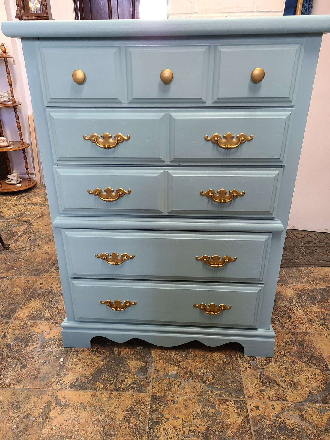 Vintage Elegance: A Dresser Makeover with Amalfi Coast Milk Paint by Fusion - Regained Relics